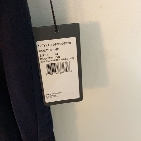 Adrianna Papell Navy Blue Gown - Excellent Condition - Picture 5 of 11